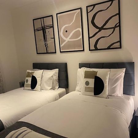 Acacia Villa Dunstable Ngoại thất bức ảnh