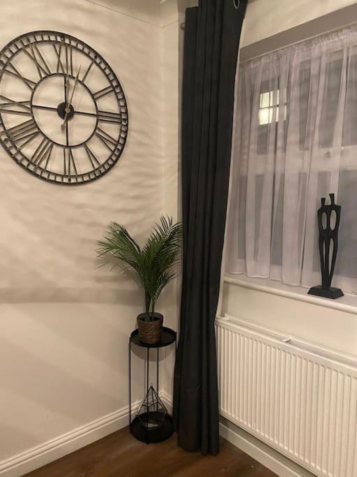 Acacia Villa Dunstable Ngoại thất bức ảnh